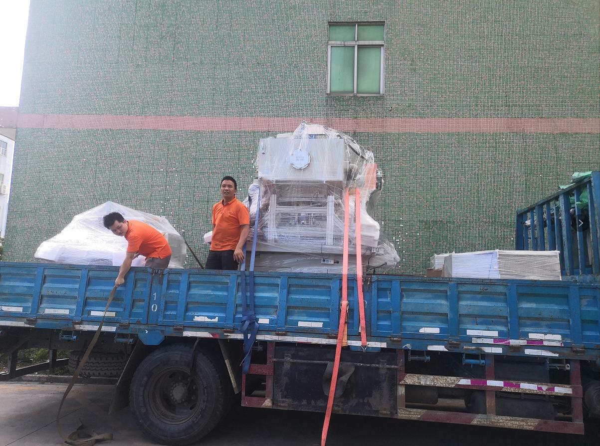 熱烈祝賀威利特今日交貨CCD視角模切機珠海匯一宏電子有限公司